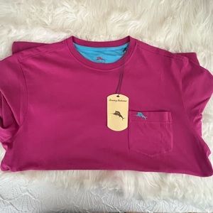 Tommy Bahama New T-Shirt - Very Berry short Slleves